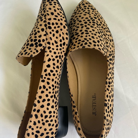 Cheetah print loafers size 10 - Picture 5 of 9
